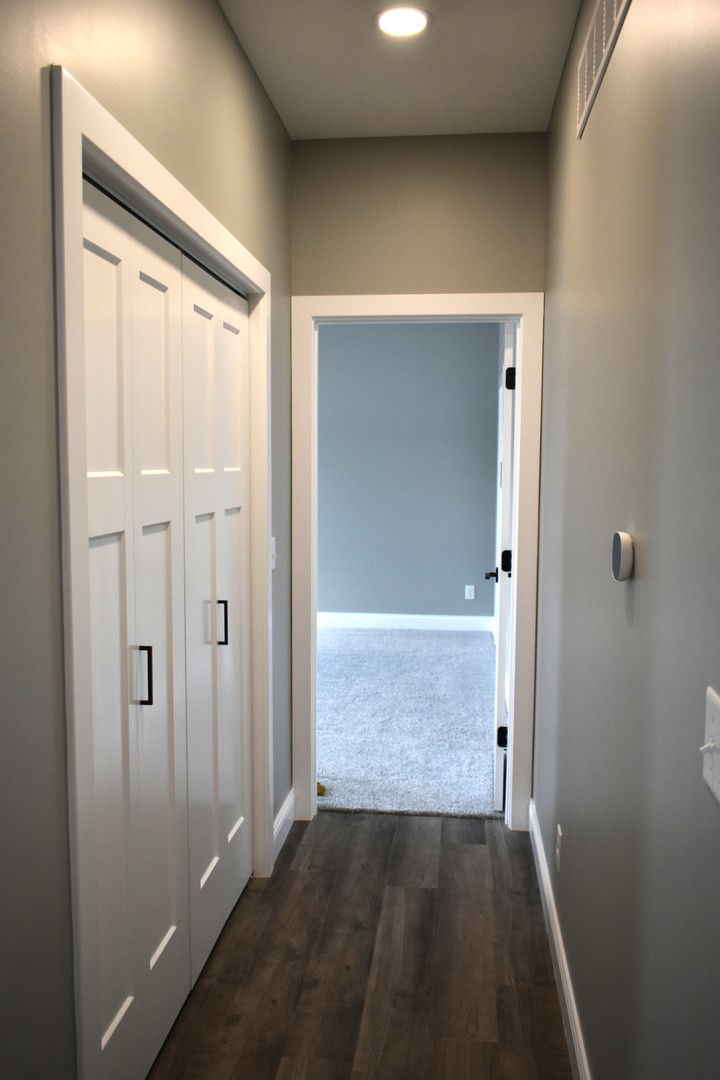 225 S Pine Street, El Paso, IL 61738