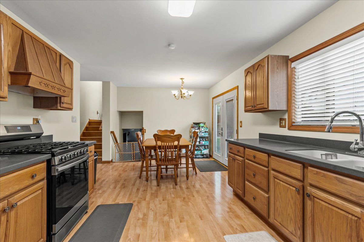 704 Helene Street, Shorewood, IL 60404