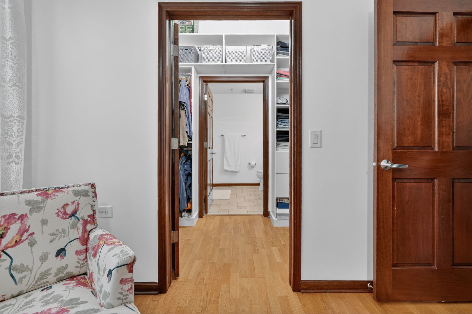 9355 Irving Park Road #122, Schiller Park, IL 60176