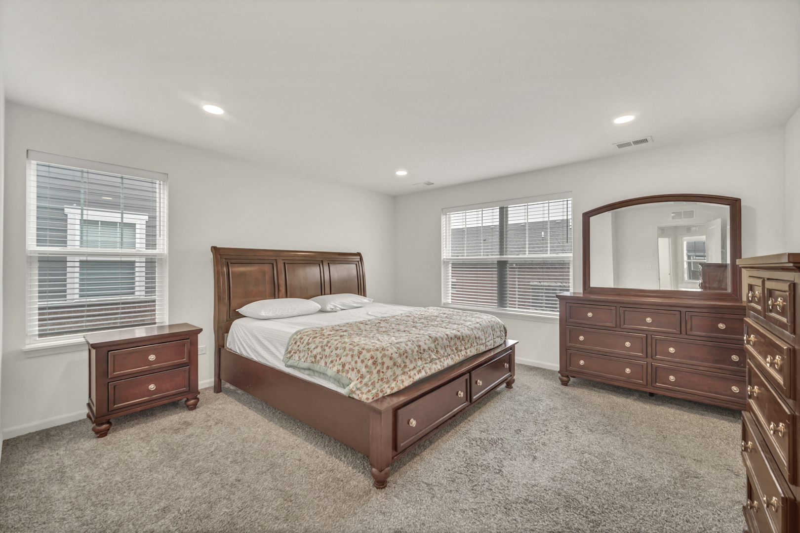 60 Grey Wolf Drive, Wheeling, IL 60090