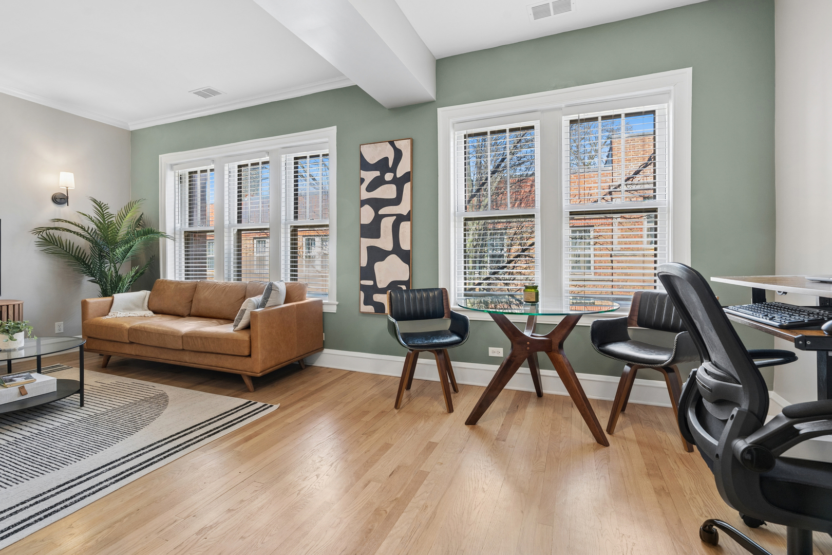 219 N Oak Park Avenue #3E, Oak Park, IL 60302