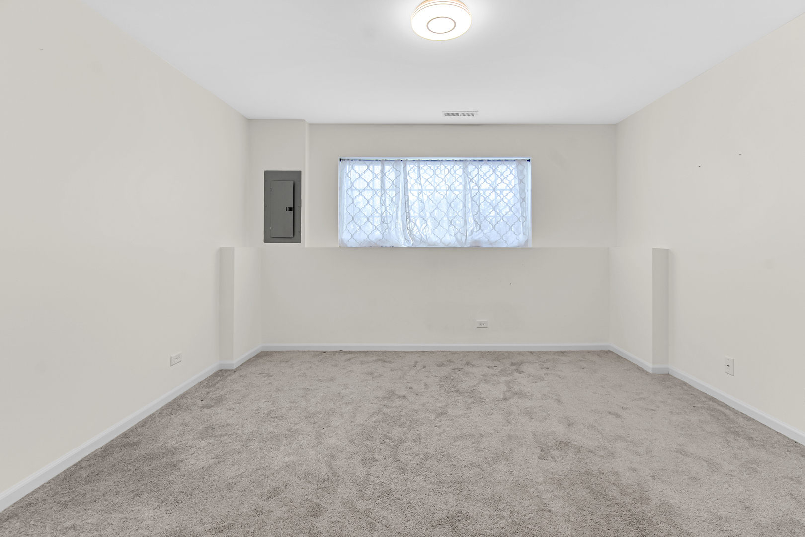 7515 Savoy Lane #C, Bridgeview, IL 60455