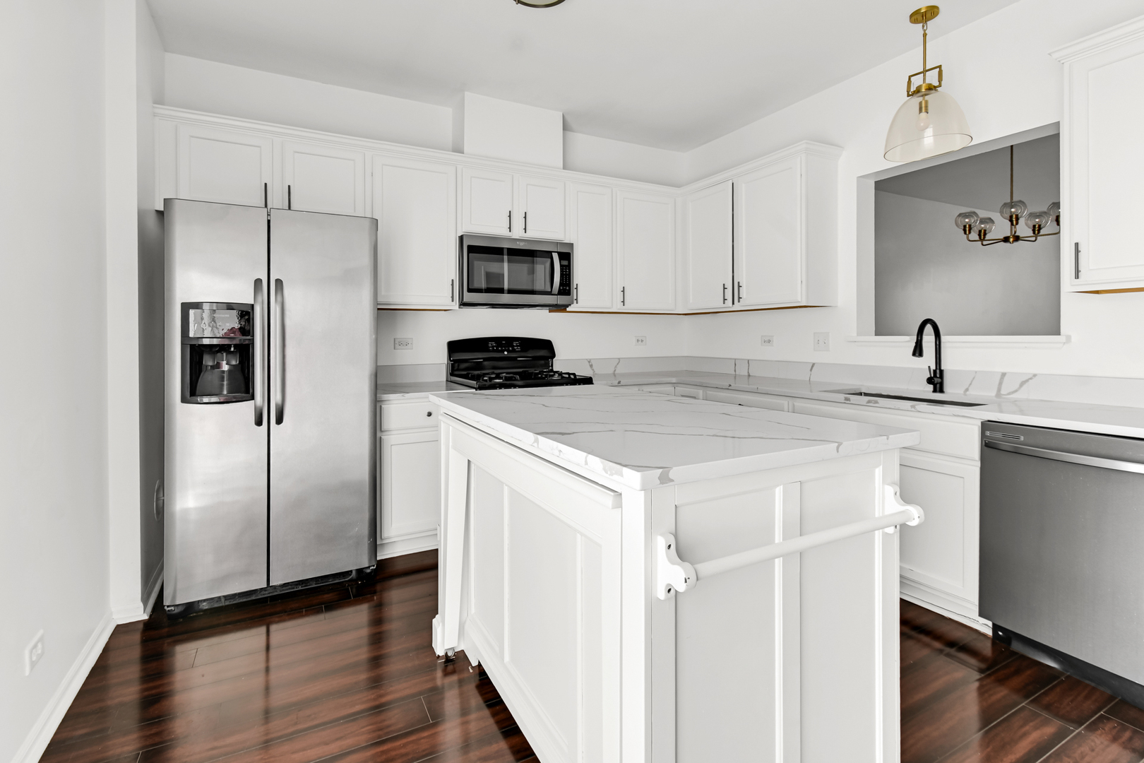 7515 Savoy Lane #C, Bridgeview, IL 60455