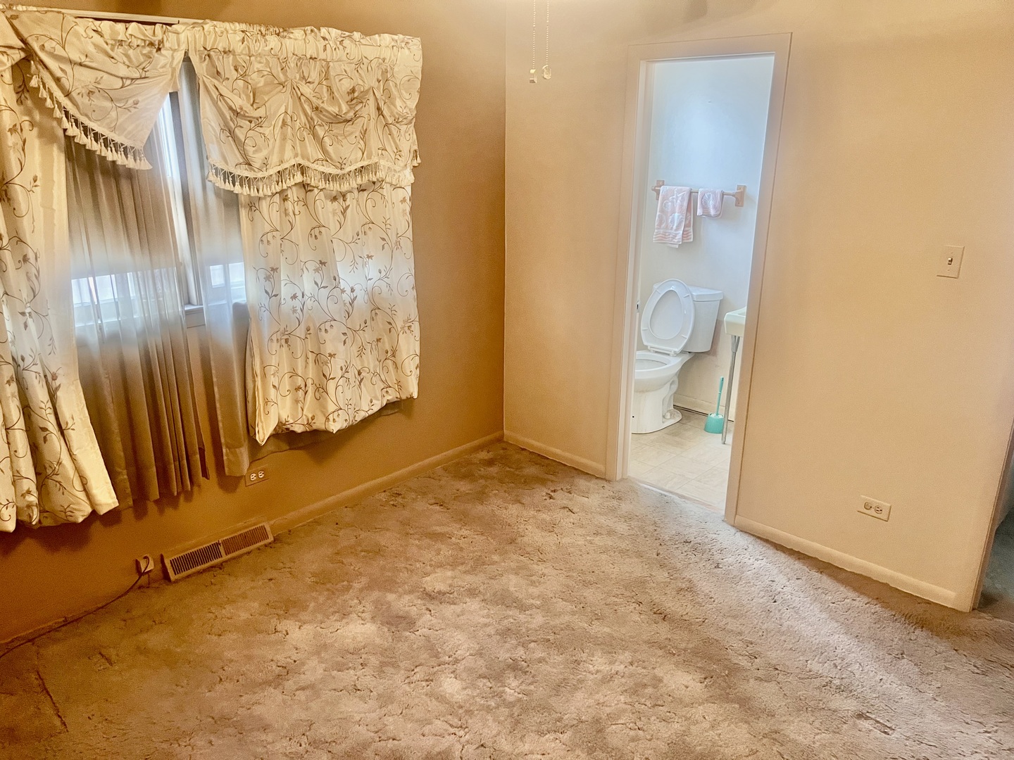 15061 Wabash Avenue, South Holland, IL 60473