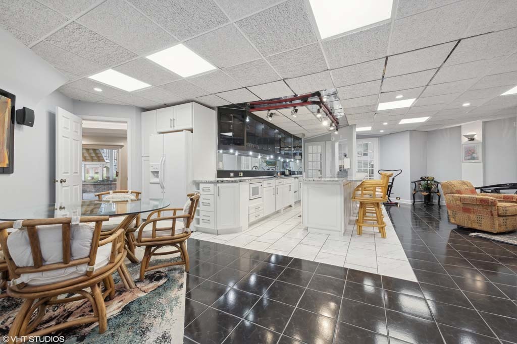 20842 N Heather Court #B, Kildeer, IL 60047