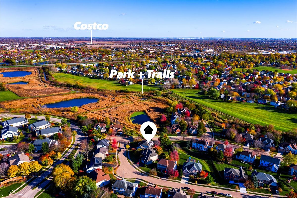 130 Alderwood Lane, Aurora, IL 60504