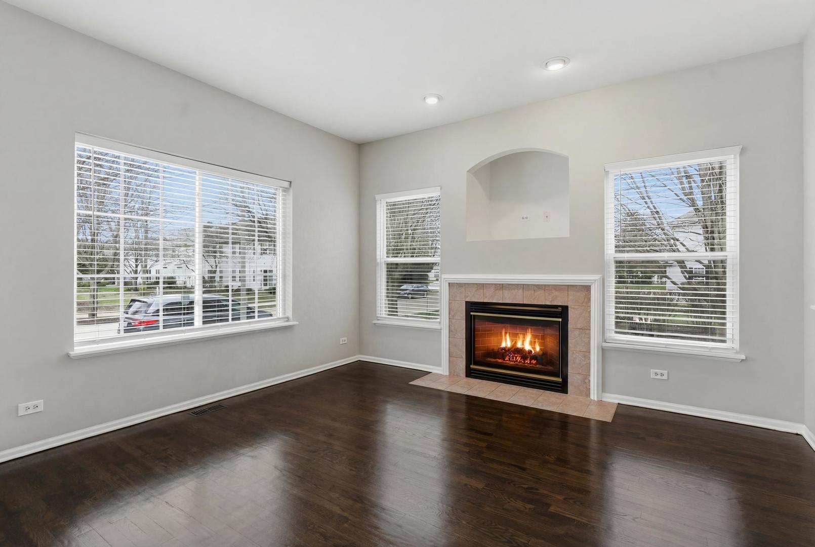 2313 Stoughton Drive, Aurora, IL 60502