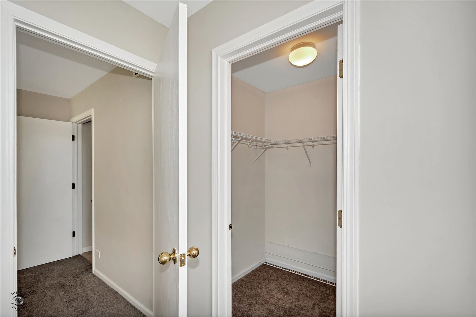 2313 Stoughton Drive, Aurora, IL 60502