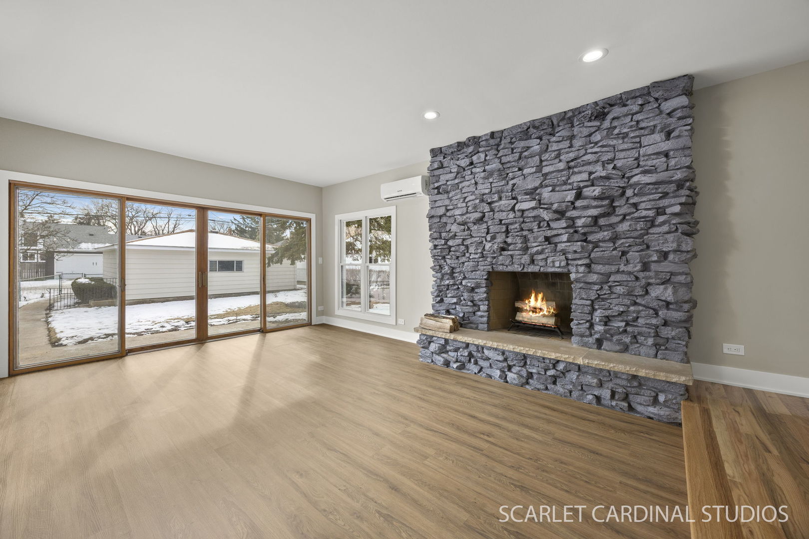 123 W Monroe Street, Villa Park, IL 60181