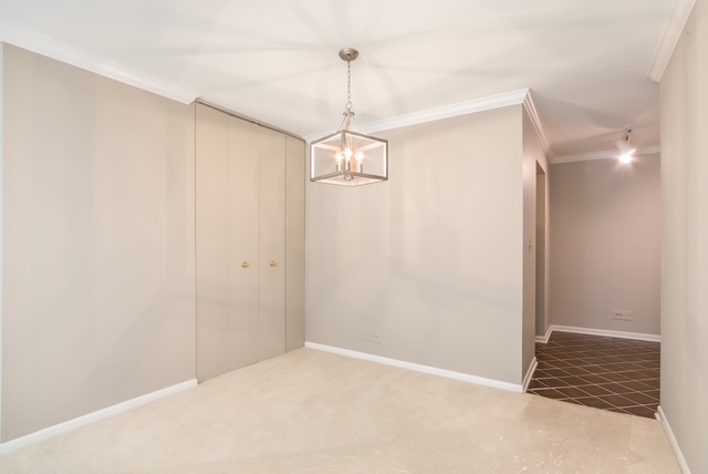 2400 WINDSOR MALL #2H, Park Ridge, IL 60068