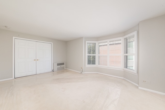 2400 WINDSOR MALL #2H, Park Ridge, IL 60068