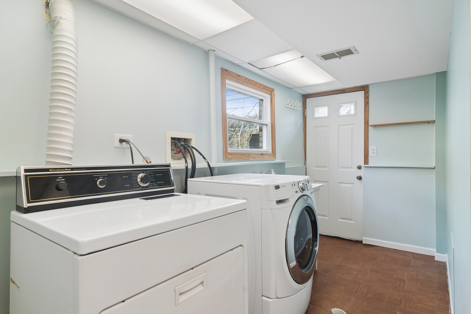 1119 S Pine Avenue, Arlington Heights, IL 60005