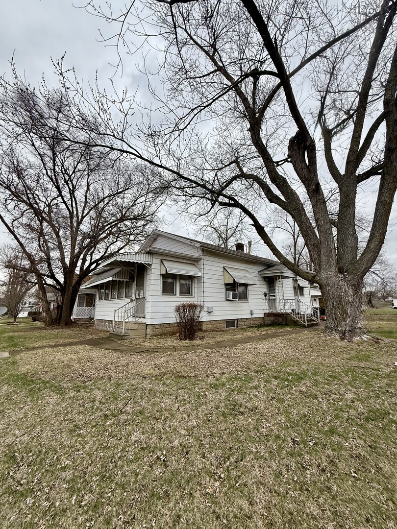 1902 N Broadway Street, Peoria, IL 61604