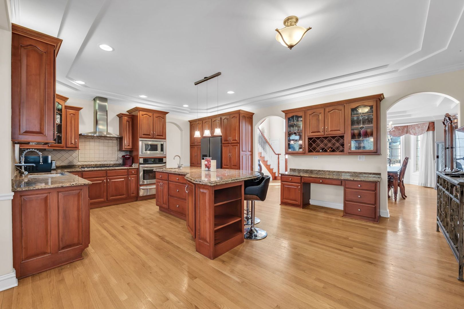 3111 Landore Drive, Naperville, IL 60564