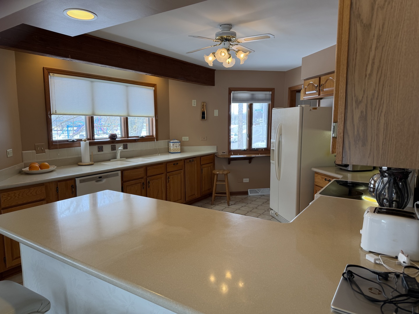 1800 Monterey Court, Hoffman Estates, IL 60169