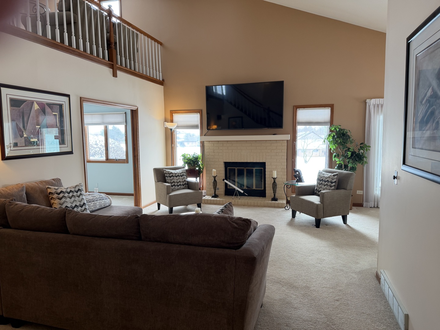 1800 Monterey Court, Hoffman Estates, IL 60169