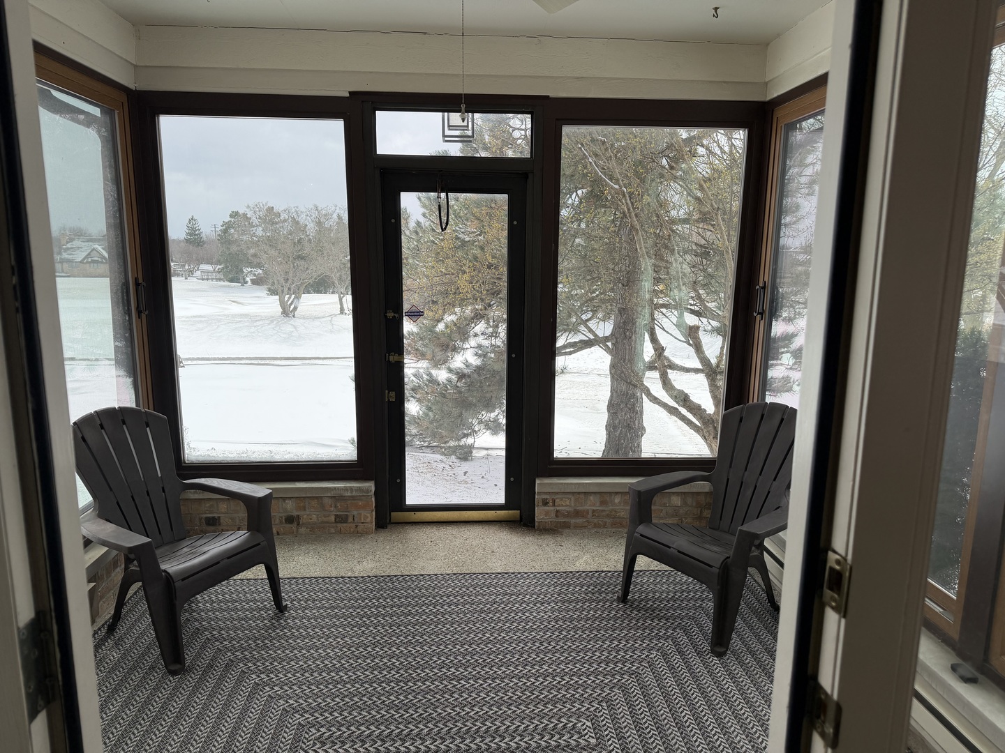 1800 Monterey Court, Hoffman Estates, IL 60169