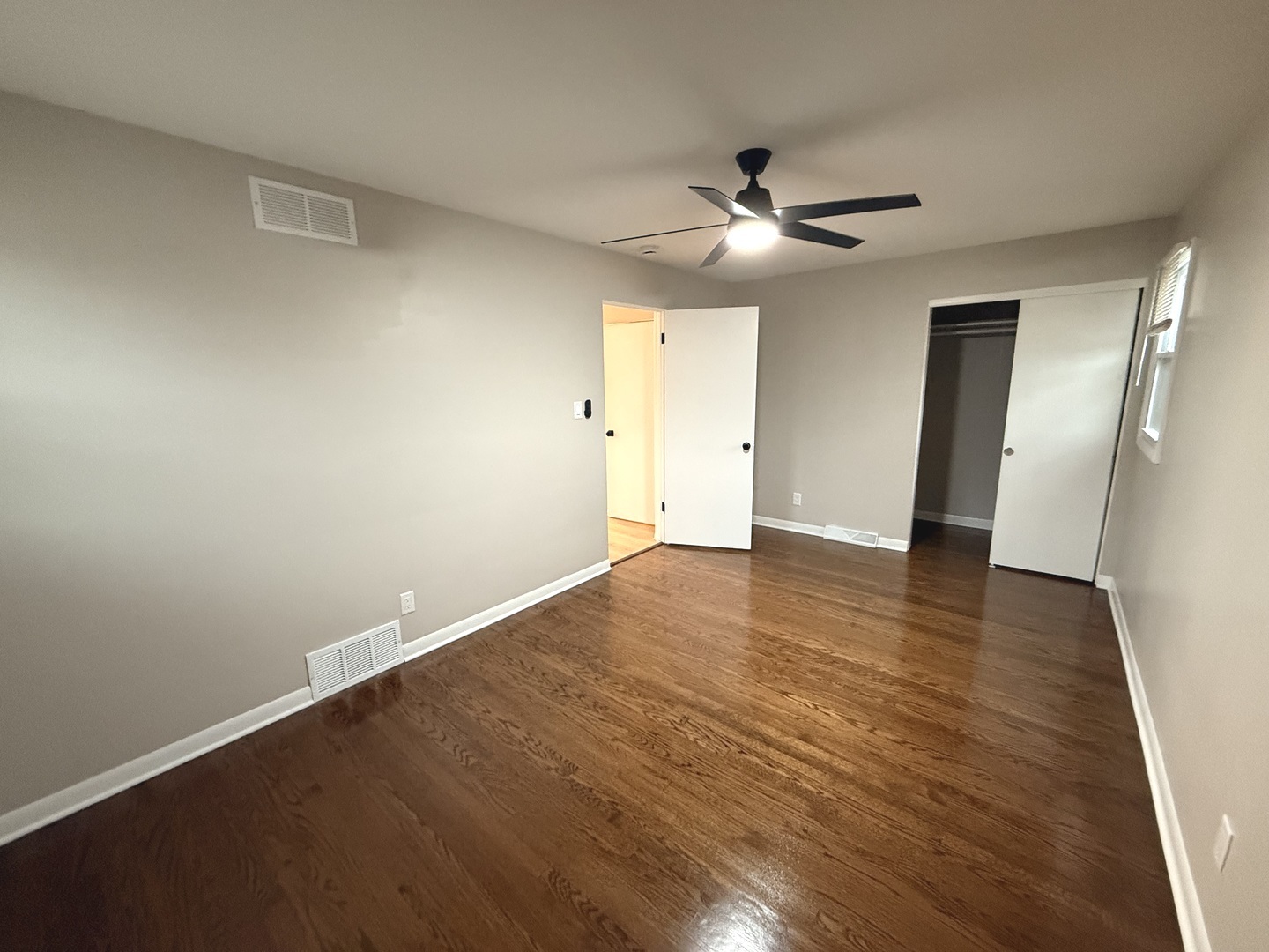 494 Buffalo Avenue, Calumet City, IL 60409