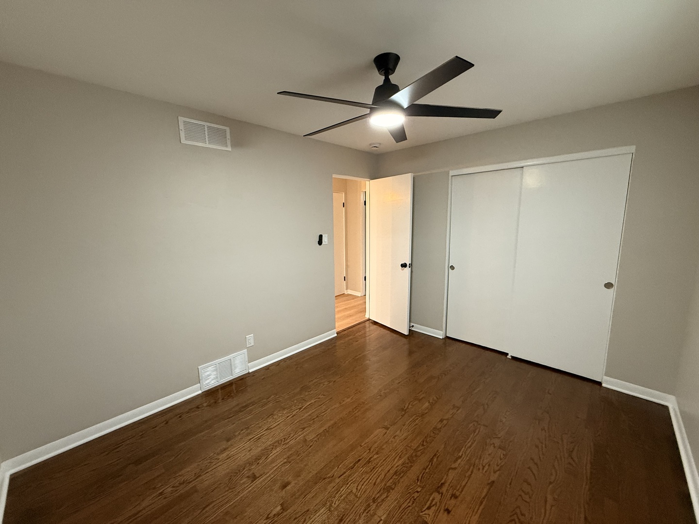 494 Buffalo Avenue, Calumet City, IL 60409