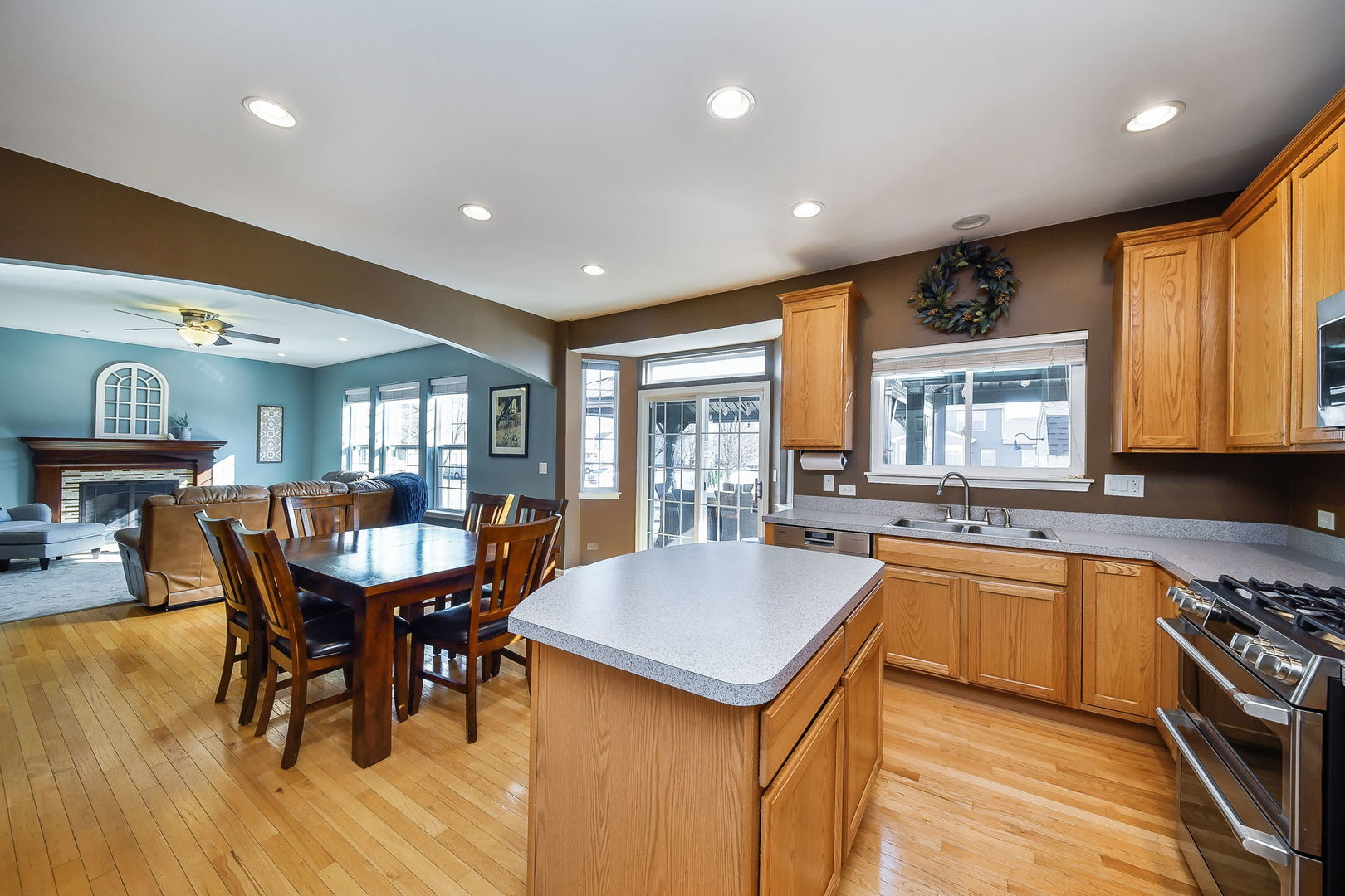 1836 Aster Drive, Yorkville, IL 60560