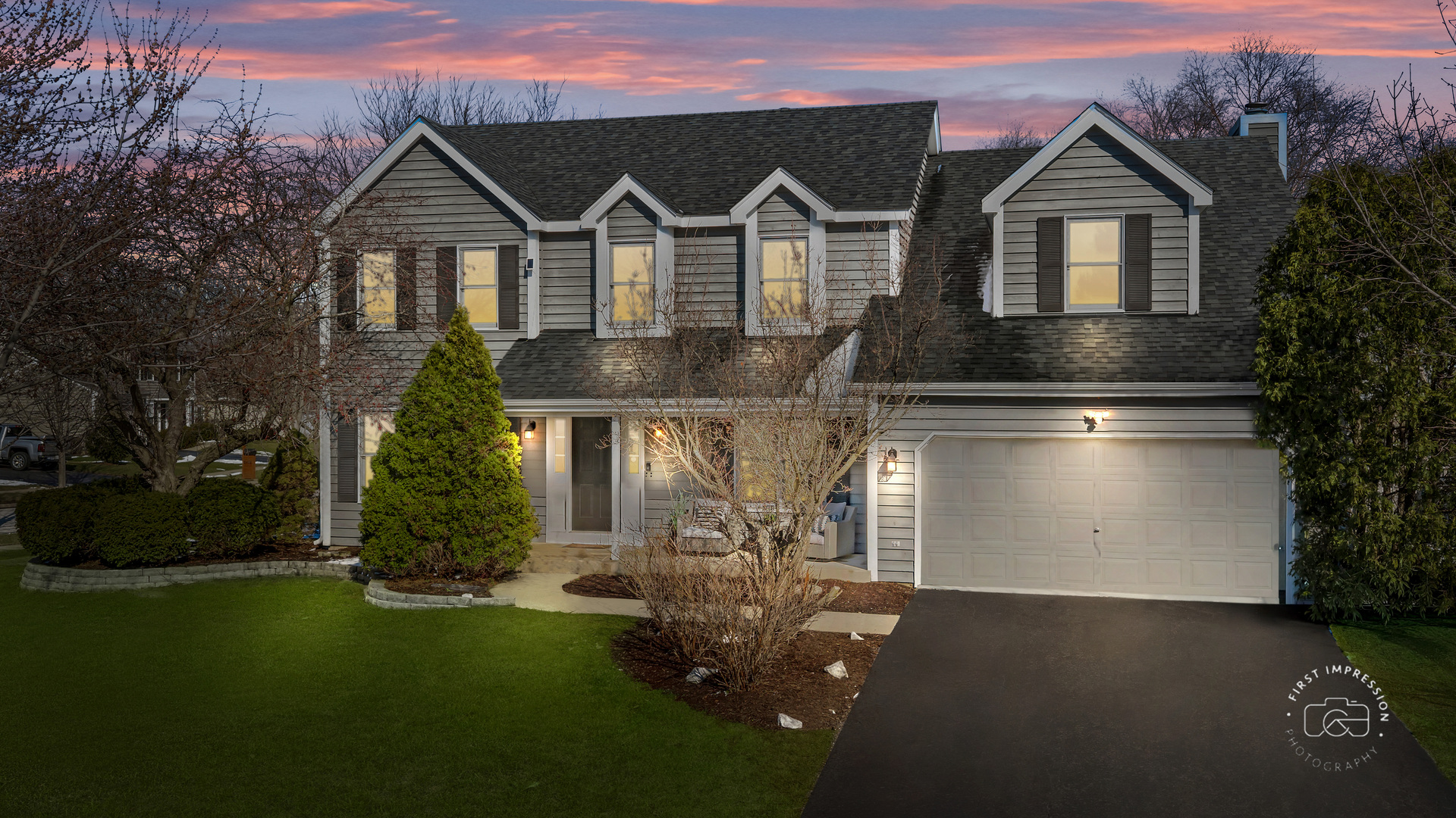 225 N Canterbury Road, Aurora, IL 60506