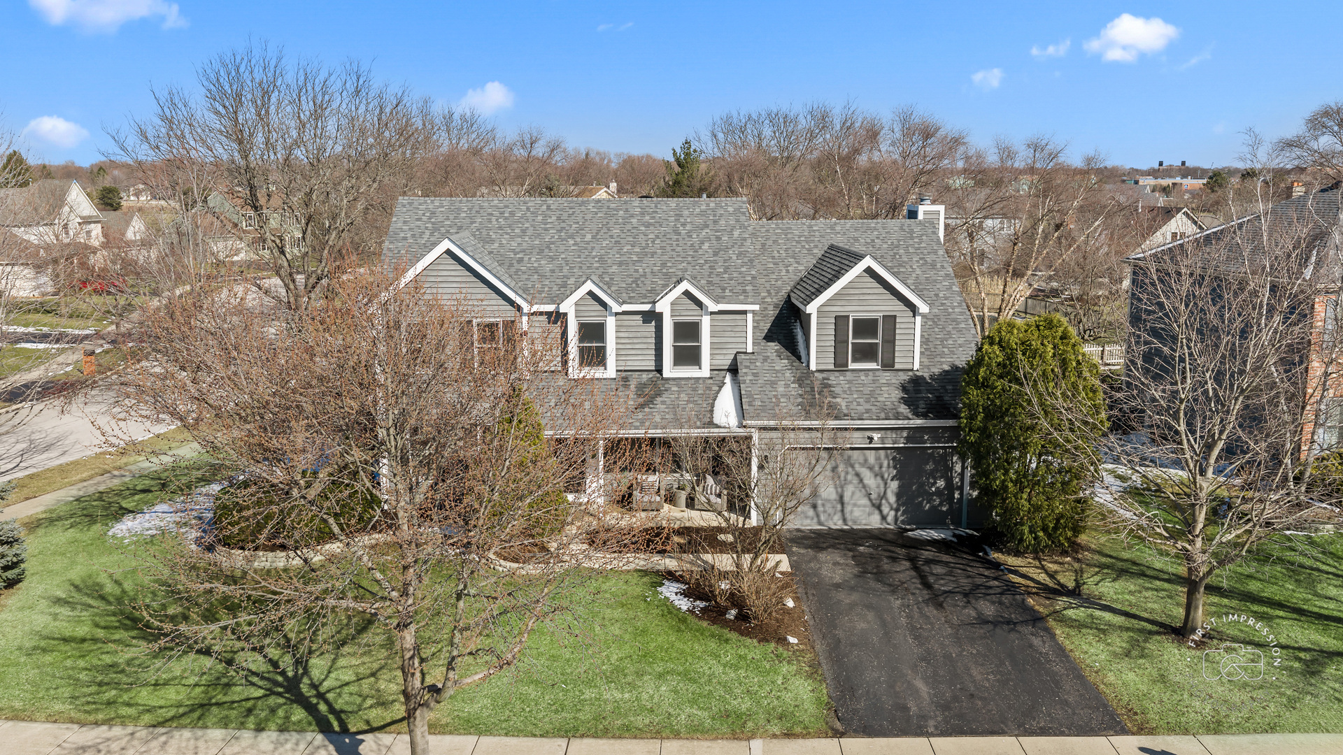 225 N Canterbury Road, Aurora, IL 60506