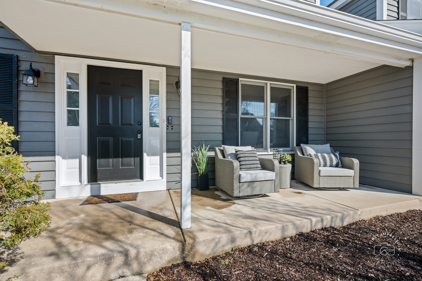 225 N Canterbury Road, Aurora, IL 60506