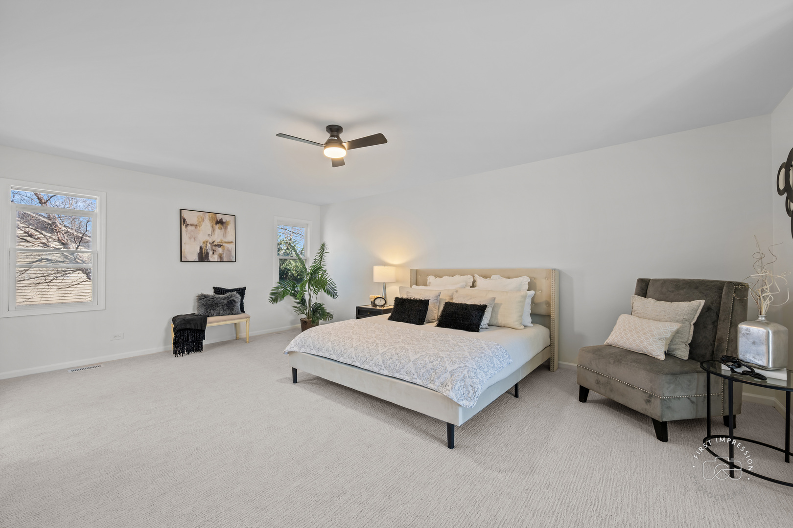 225 N Canterbury Road, Aurora, IL 60506