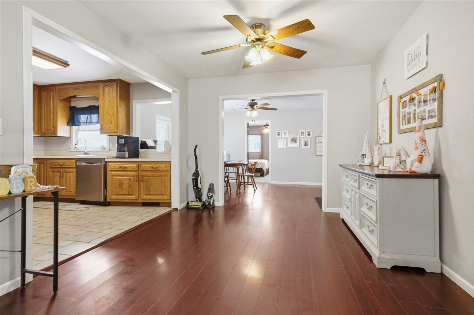 1306 Kirkwood Drive, Pontiac, IL 61764