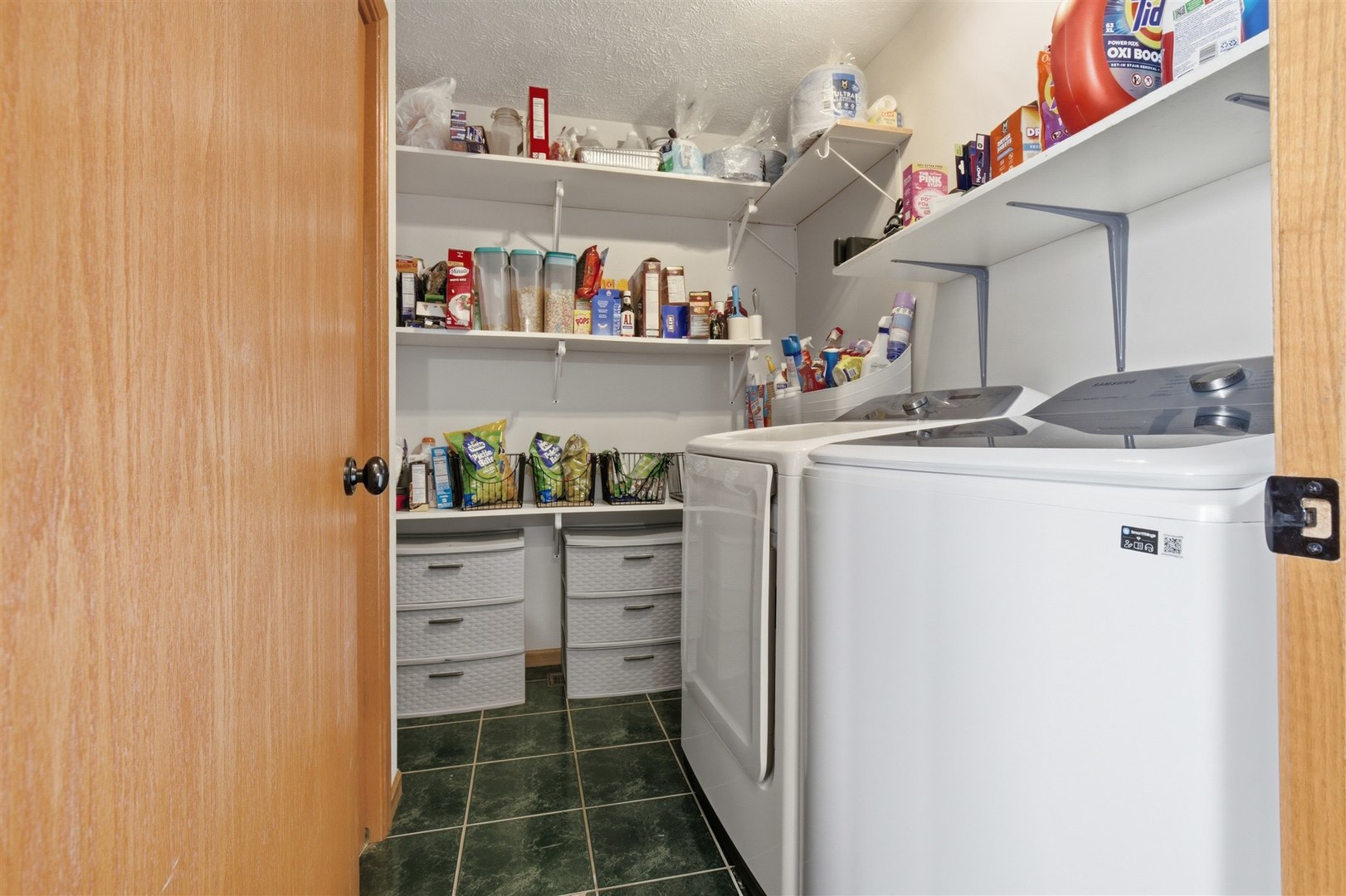 1306 Kirkwood Drive, Pontiac, IL 61764