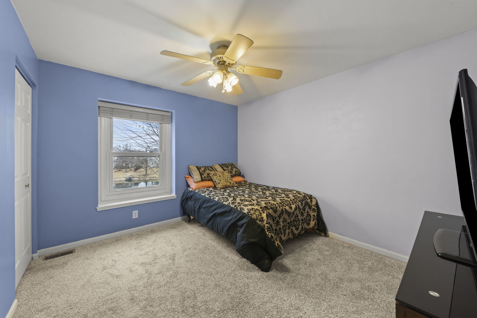 1480 Colorado Avenue, Aurora, IL 60506