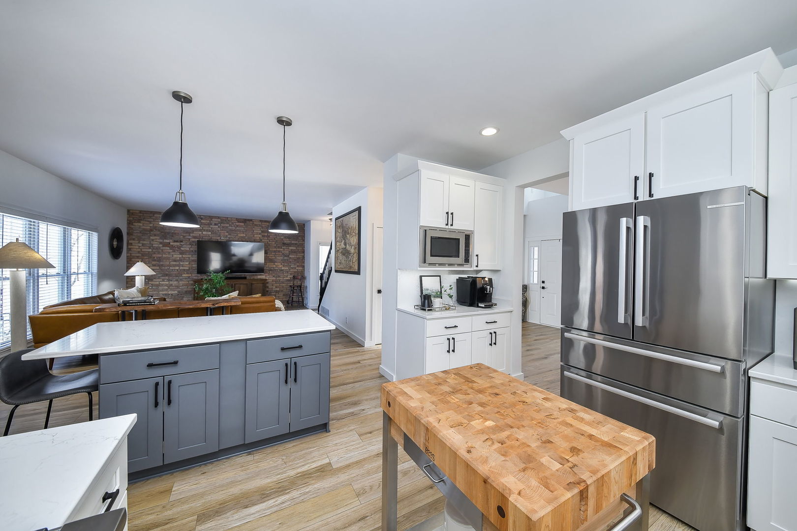 39W232 Armstrong Lane, Geneva, IL 60134