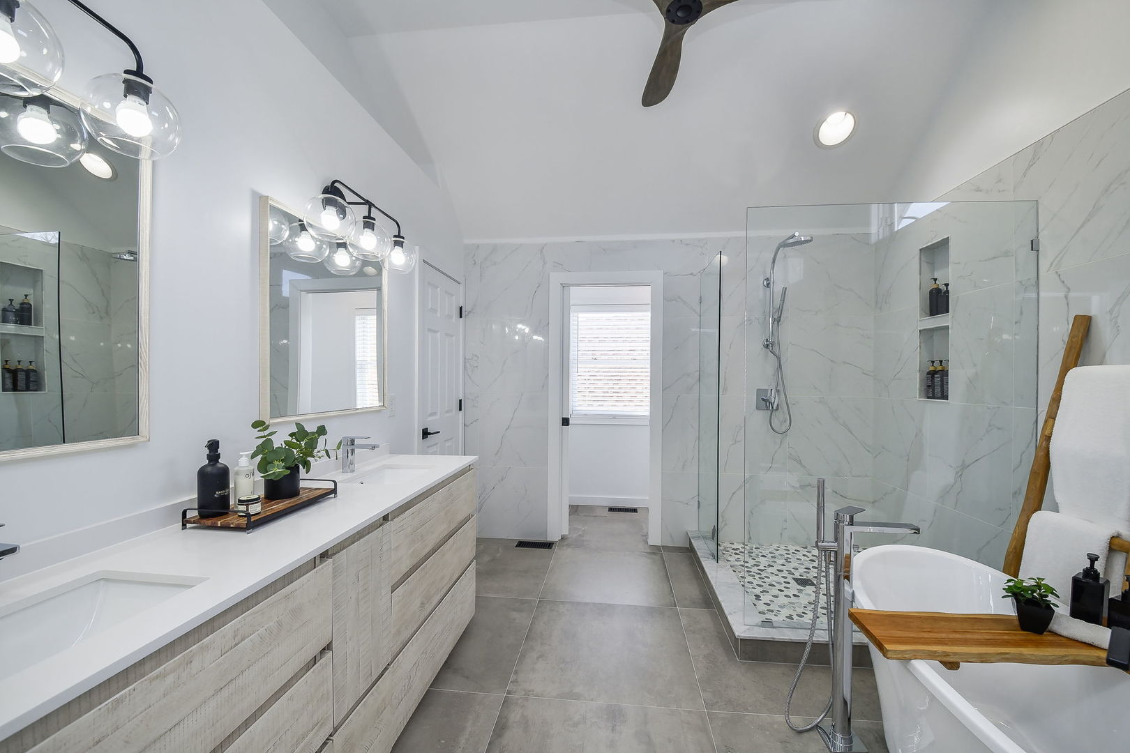 39W232 Armstrong Lane, Geneva, IL 60134