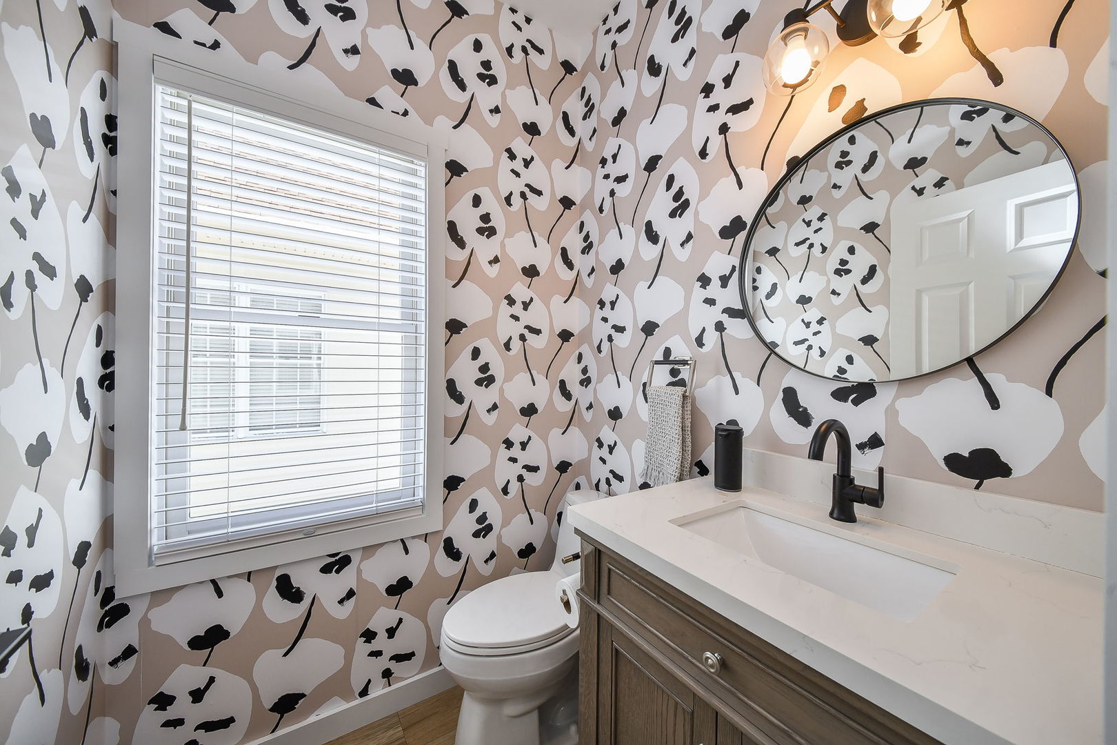 39W232 Armstrong Lane, Geneva, IL 60134