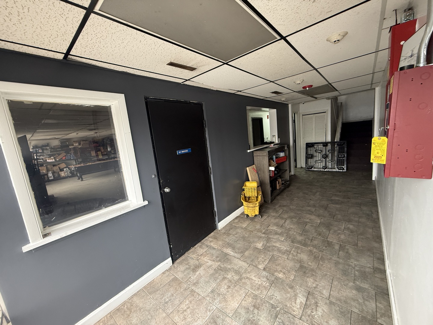 1061 Waveland Avenue, Franklin Park, IL 60131