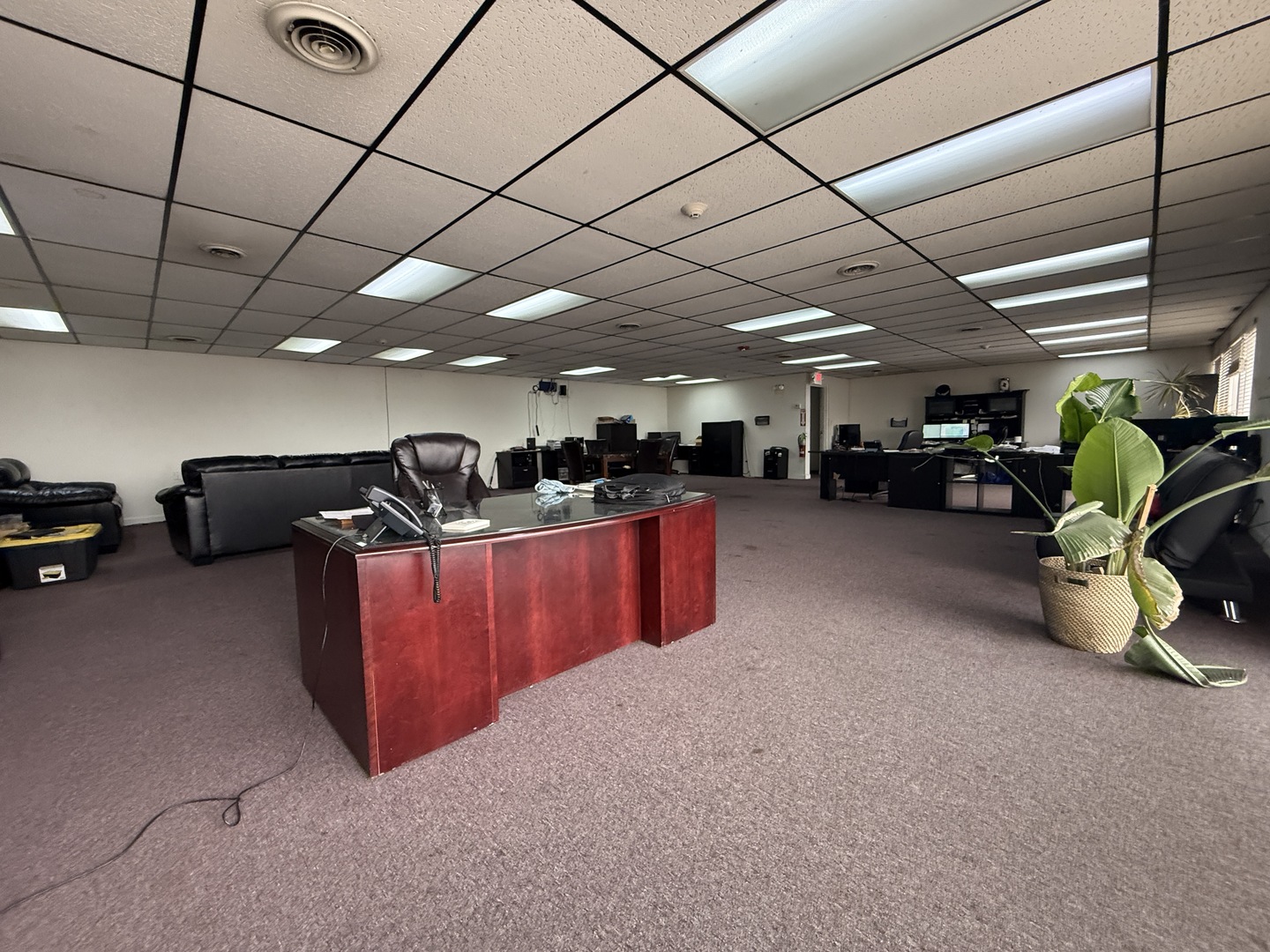 1061 Waveland Avenue, Franklin Park, IL 60131