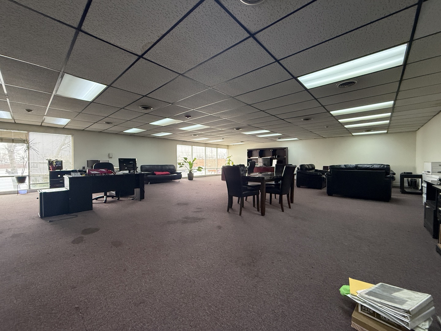 1061 Waveland Avenue, Franklin Park, IL 60131