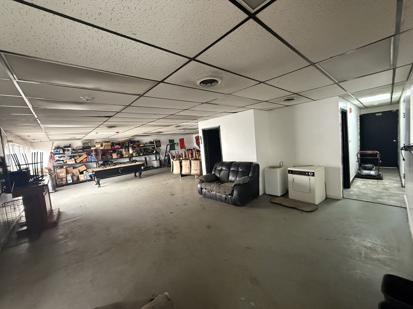 1061 Waveland Avenue, Franklin Park, IL 60131