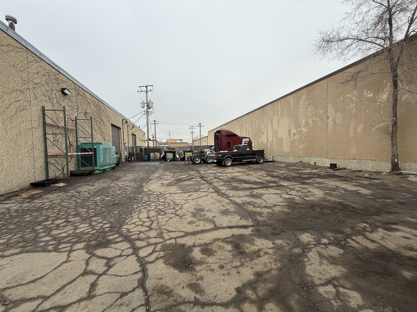 1061 Waveland Avenue, Franklin Park, IL 60131