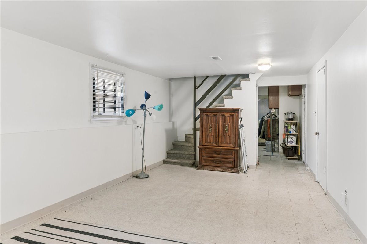 5338 N Kedzie Avenue, Chicago, IL 60625