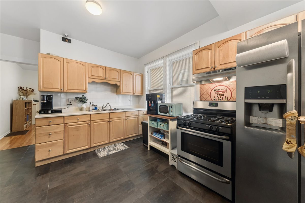 5338 N Kedzie Avenue, Chicago, IL 60625