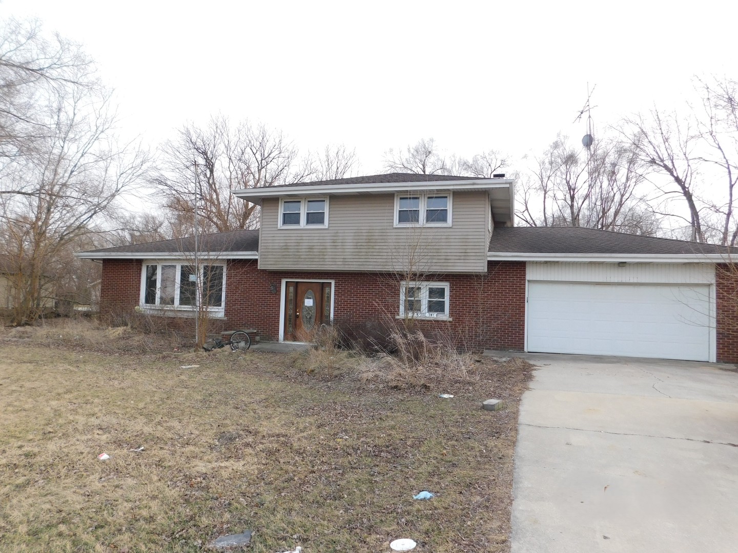 150 W Dixie Highway, St. Anne, IL 60964