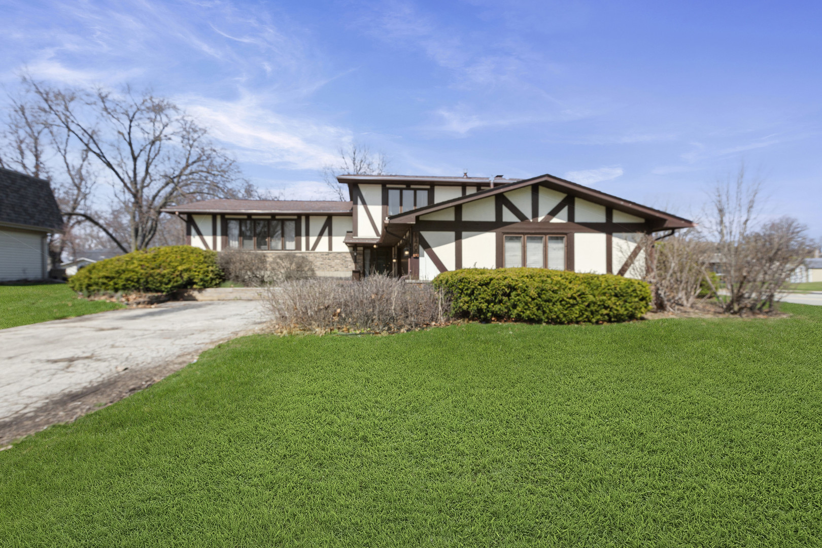 1400 Palmer Street, Downers Grove, IL 60516