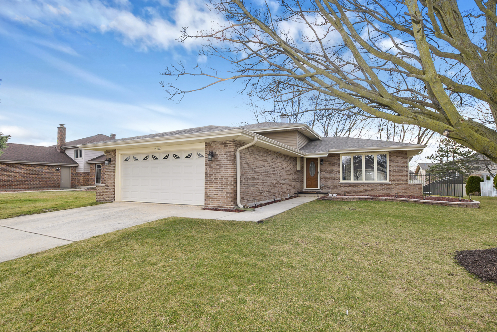 16418 Bormet Drive, Tinley Park, IL 60477