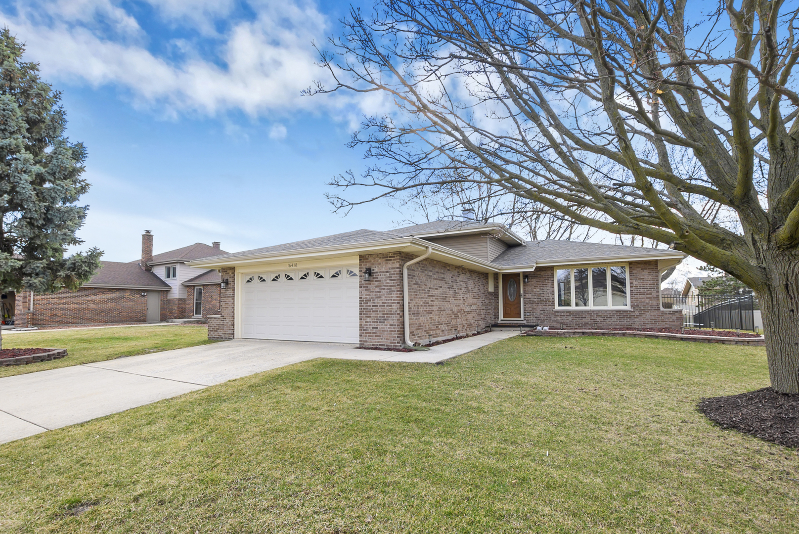 16418 Bormet Drive, Tinley Park, IL 60477