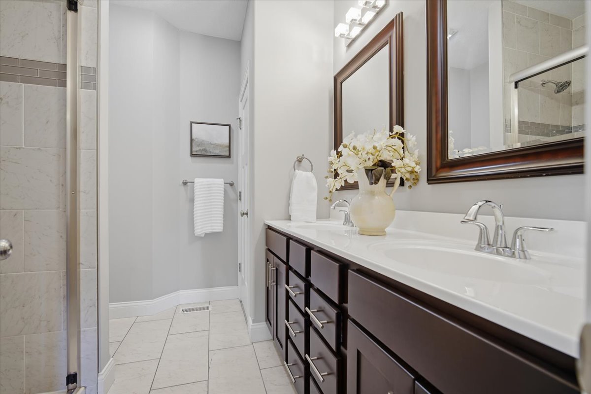 801 Wartburg Drive, Bloomington, IL 61704