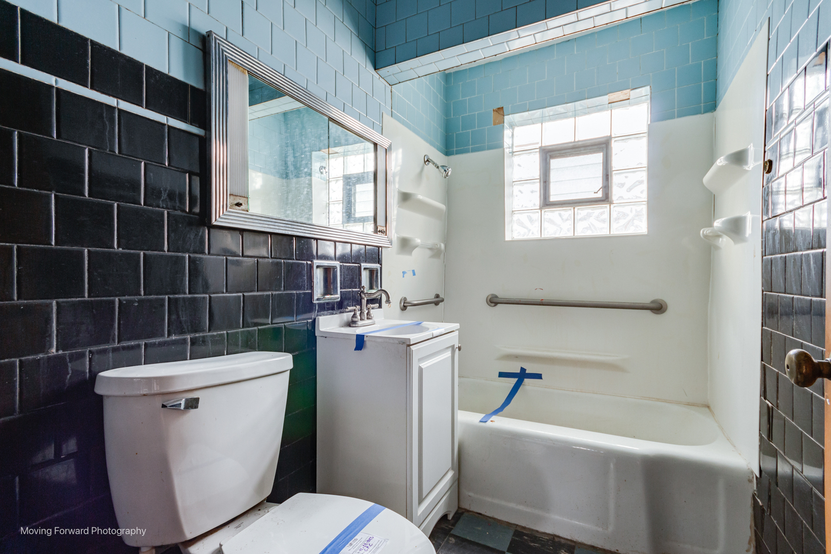 11352 S Laflin Street, Chicago, IL 60643