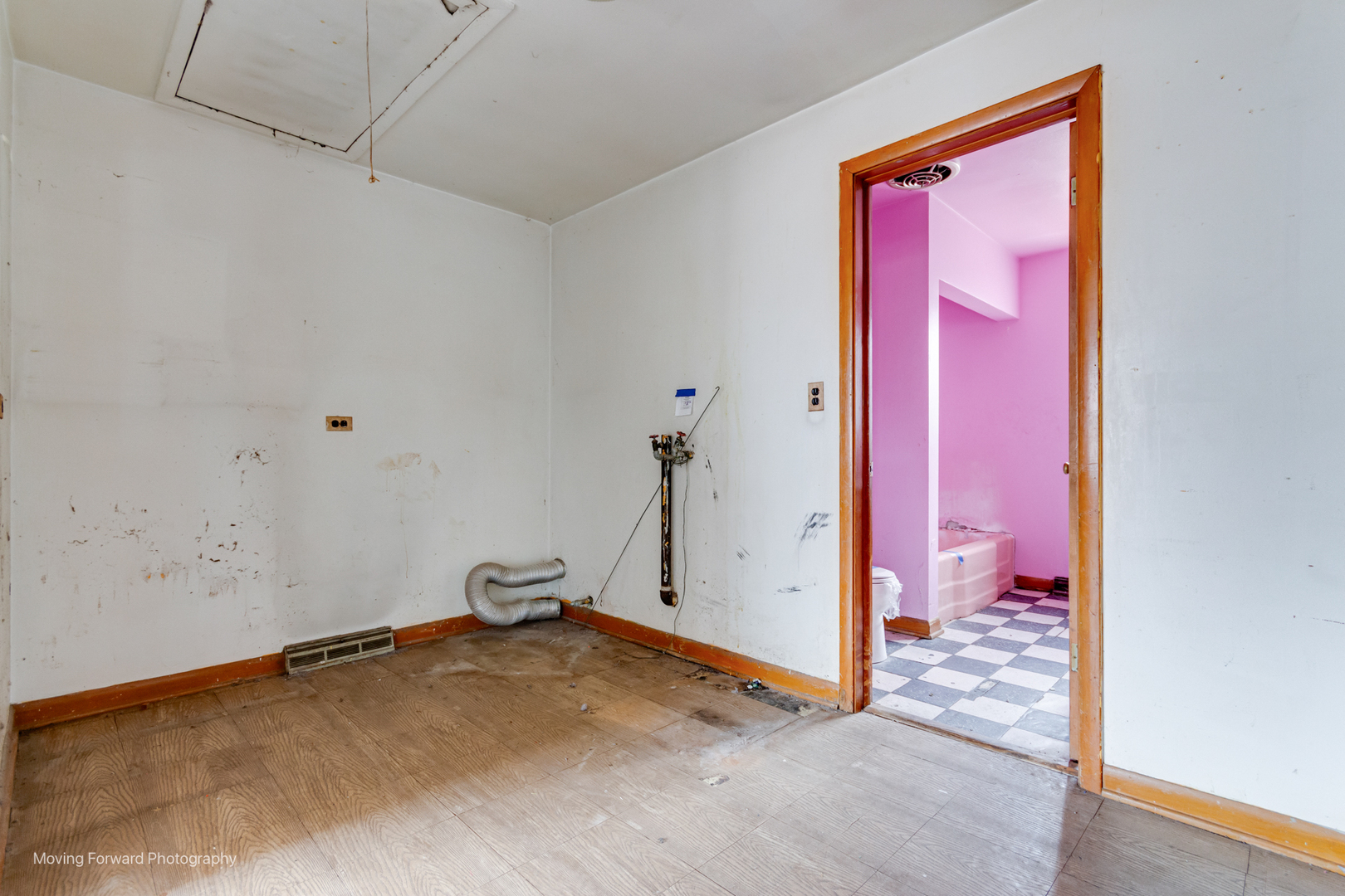 11352 S Laflin Street, Chicago, IL 60643