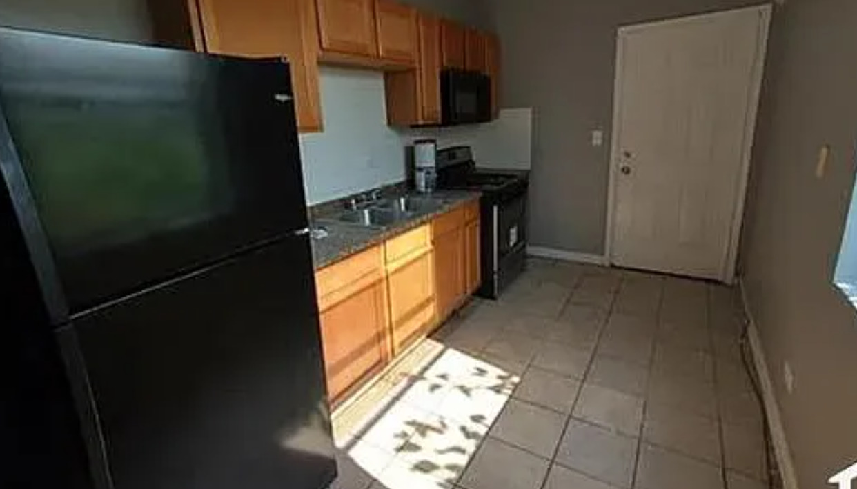 604 E Marquette Road #2, Chicago, IL 60637