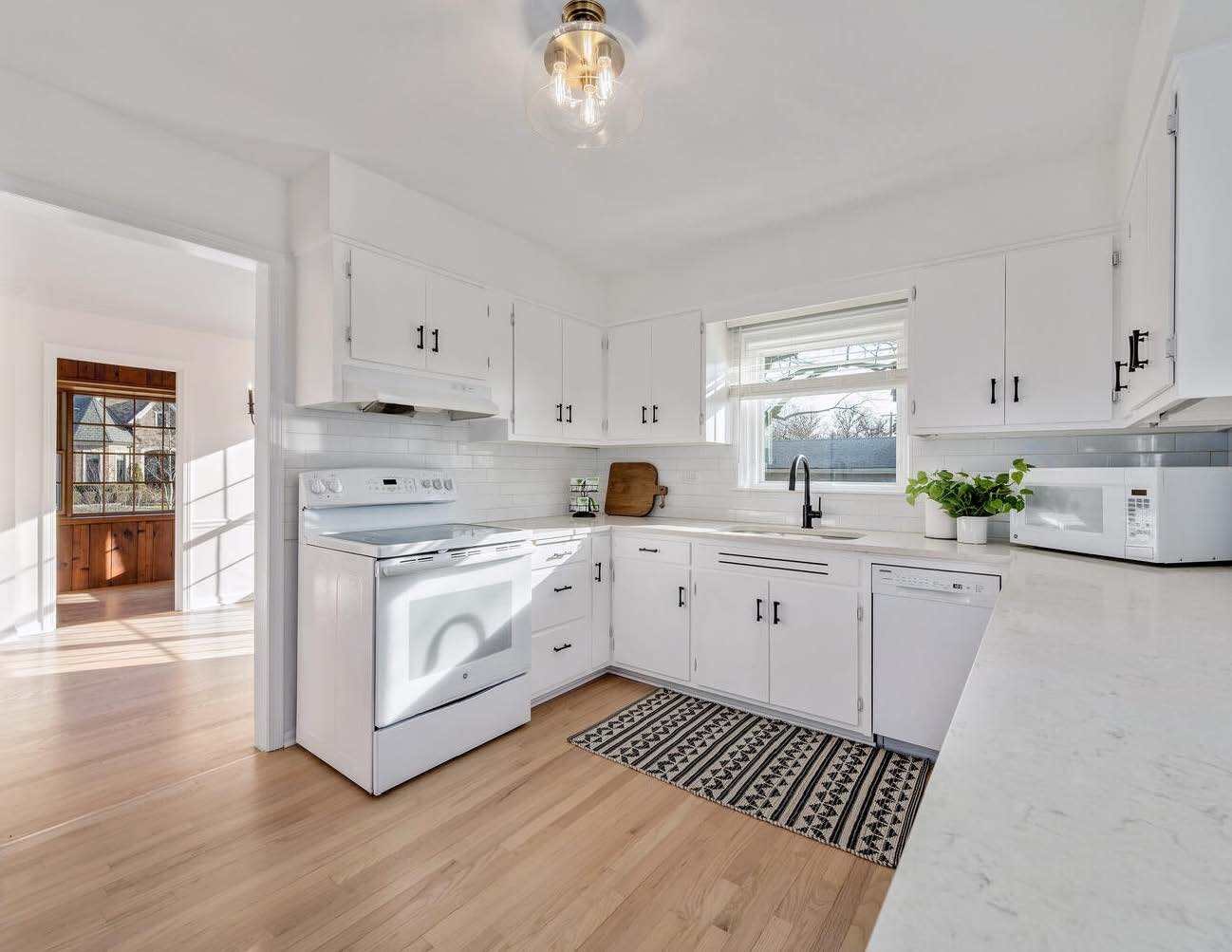 4360 Prospect Avenue, Western Springs, IL 60558